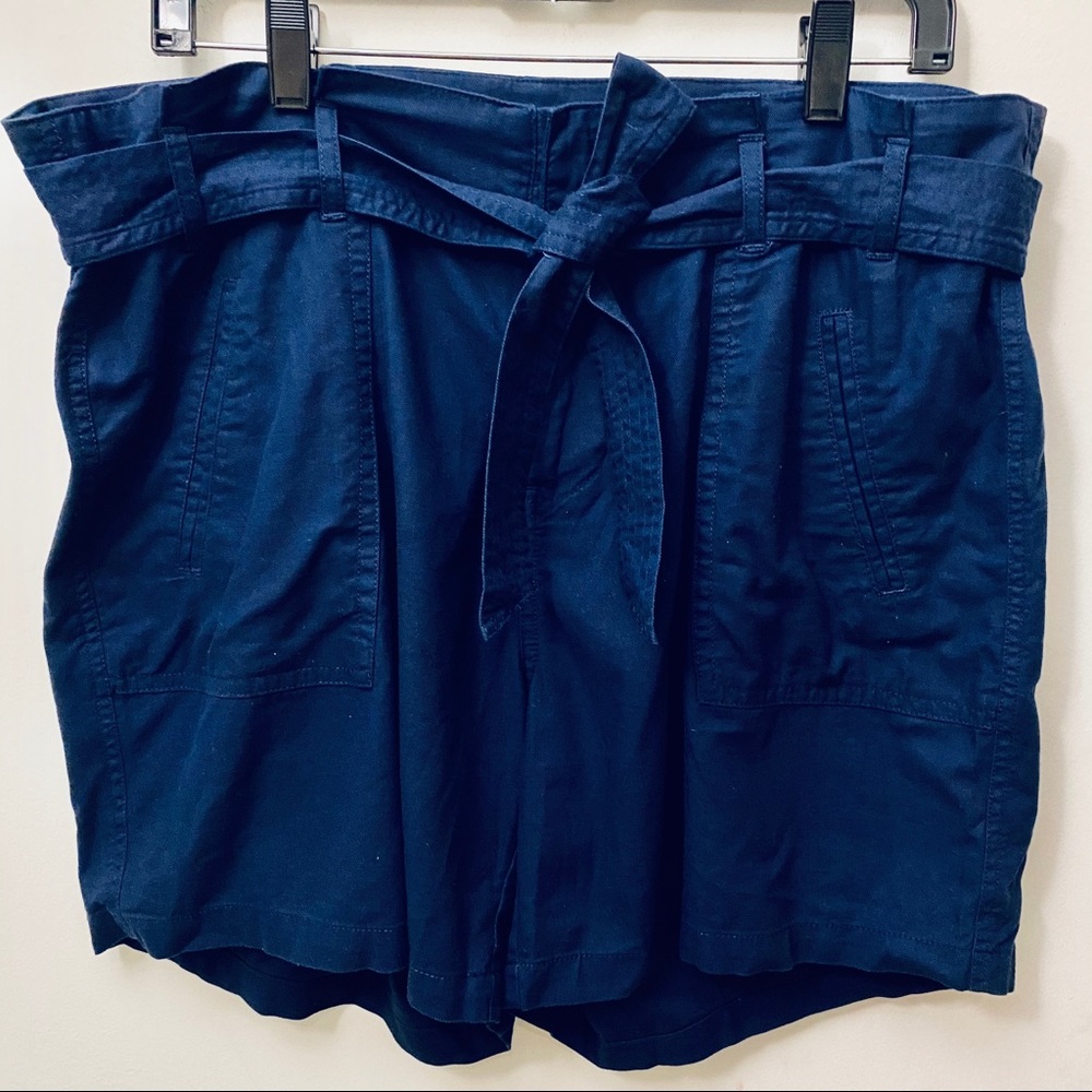 C.A.S.L.O.N women navy blue cargo shorts SZ 14W